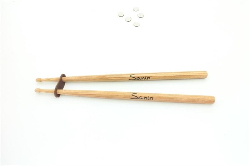 BAQUETAS HICKORY PARA TAMBORIL TRADICIONAL - Imaxe 1