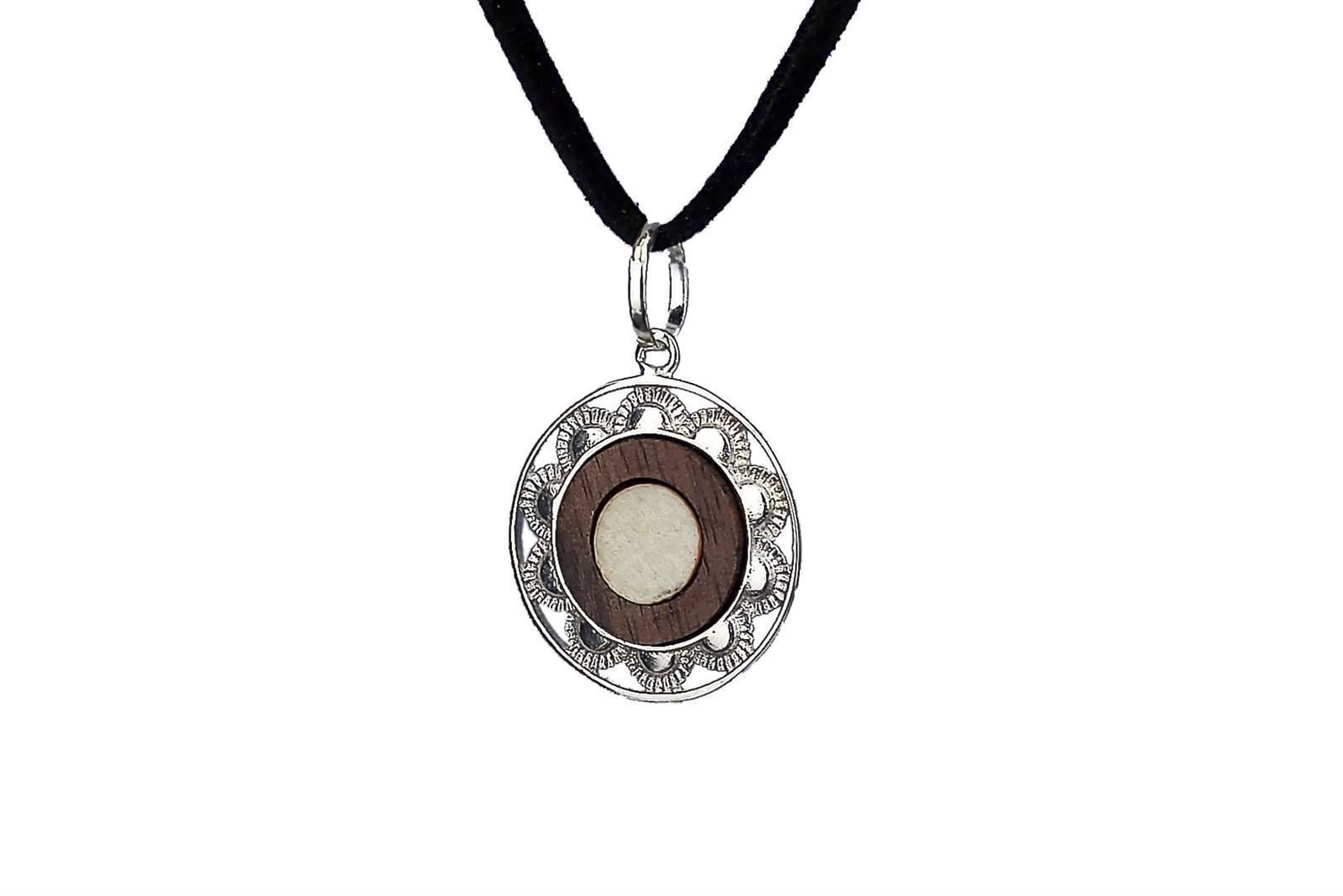 Colar pequeno_Colección Ferreñas Pandeireta - Imaxe 1