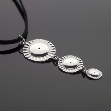 Colar triple ferreña_Colección Ferreñas - Imaxe 1