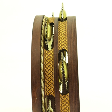 Pandeireta 9 pares marrón con trenzado celta dourado e ferreñas tradicionais douradas - Imaxe 1