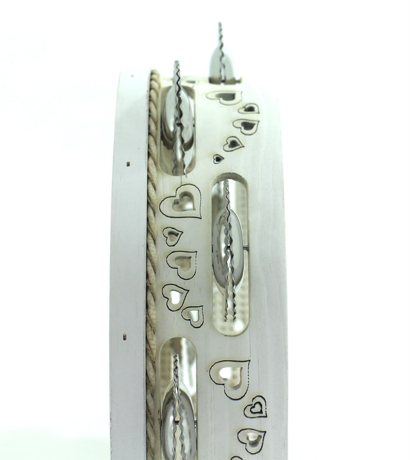 Pandeireta blanca de 9 pares de ferreñas tradicionais con decorado de corazóns - Imaxe 1