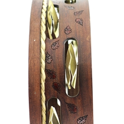 Pandeireta marrón de 9 pares decorada con follas de carballo e ferreñas manuais douradas - Imaxe 1