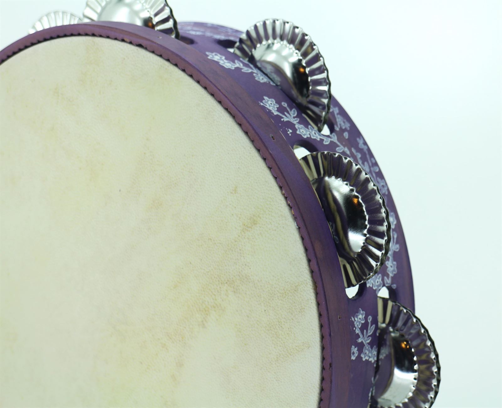 Pandeireta tradicional de 9 pares violeta con flores brancas - Imaxe 1